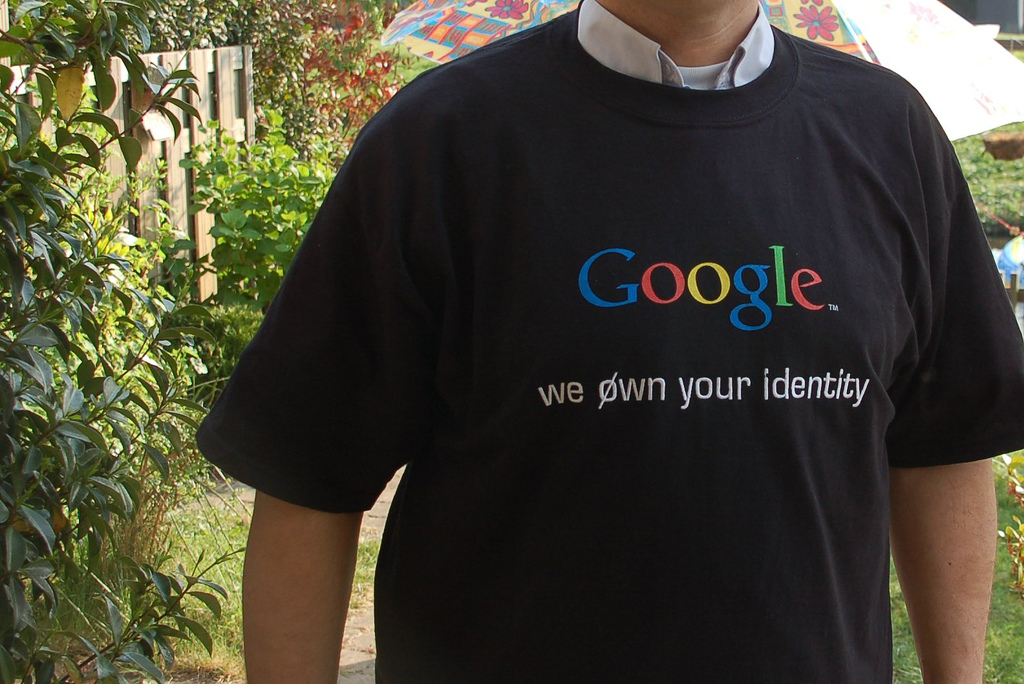 Camiseta Google