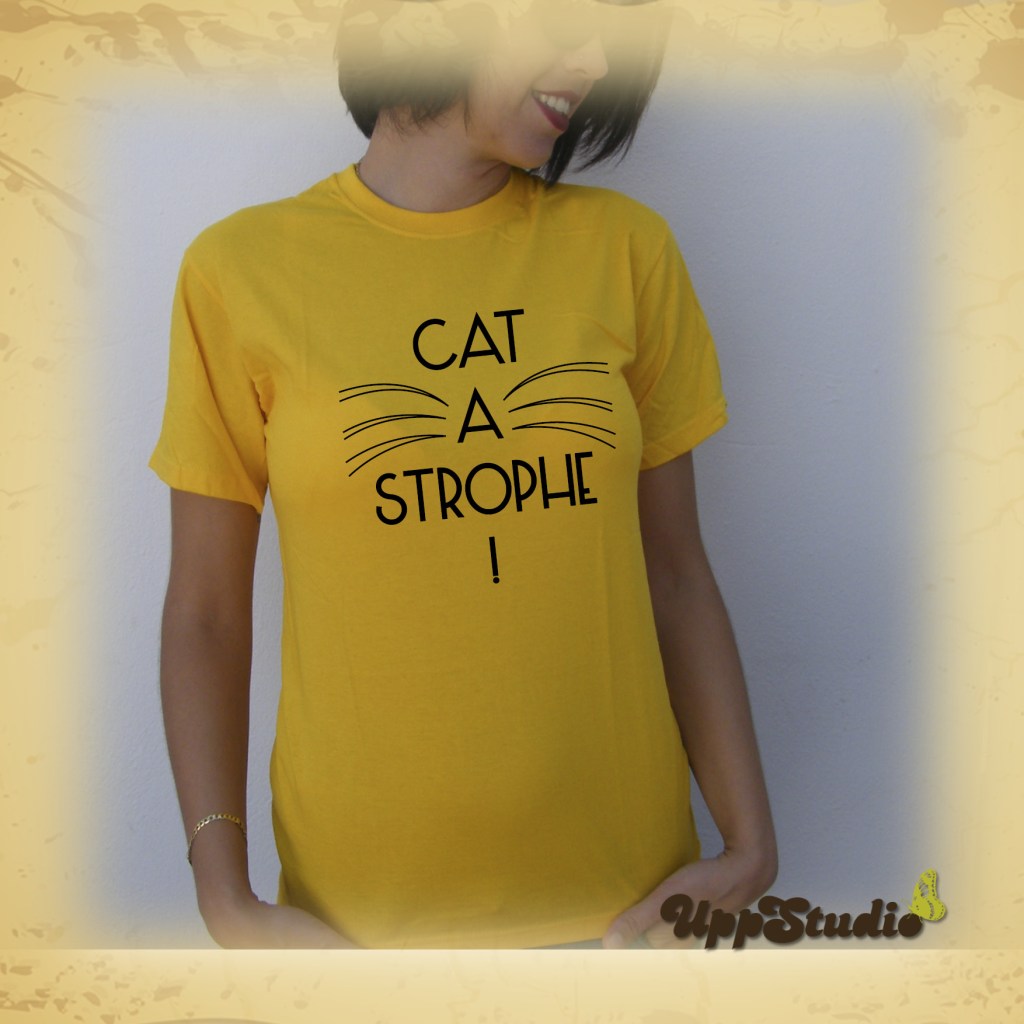 Camiseta Cat A Strophe Gatos | UppStudio